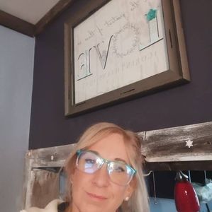 Meet your Posher, Renee